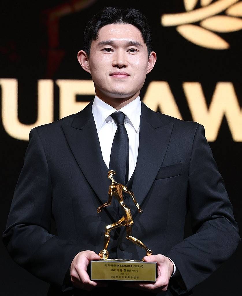 이동경 11.png.jpg